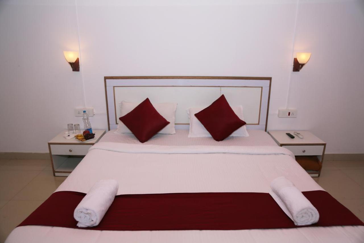 La Flora Beverly Hill Resort Мадикери Экстерьер фото